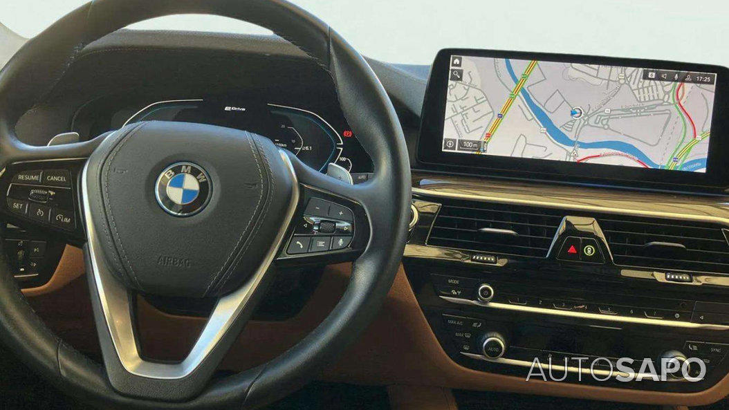 BMW Série 5 530 e iPerformance Line Luxury de 2022
