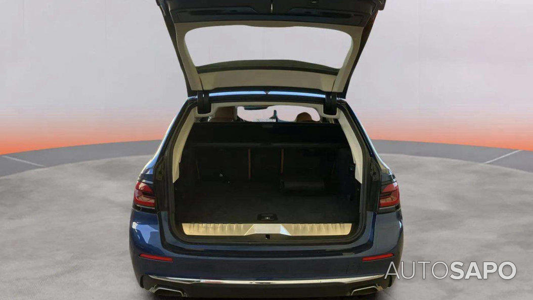 BMW Série 5 530 e iPerformance Line Luxury de 2022