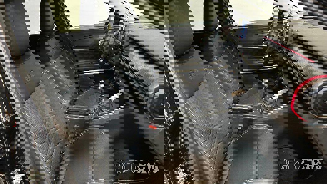 Jeep Avenger 1.2 GSE T3 Altitude de 2024