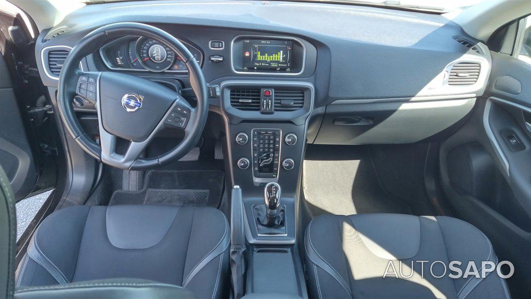 Volvo V40 2.0 D2 Kinetic Geartronic de 2016