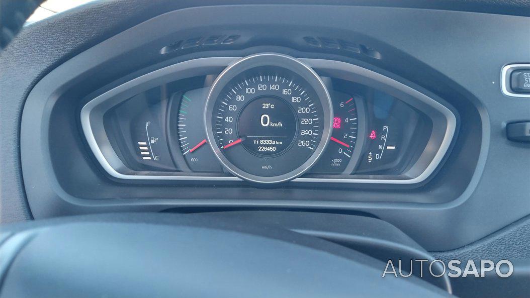 Volvo V40 2.0 D2 Kinetic Geartronic de 2016