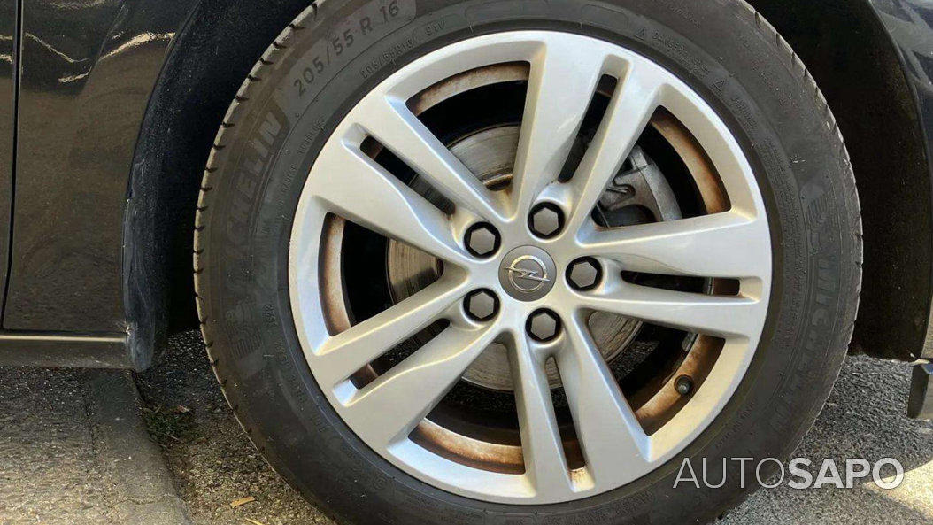 Opel Astra de 2017