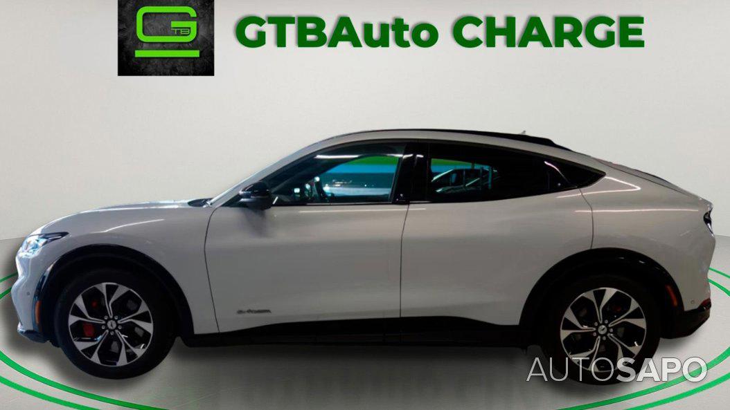 Ford Mustang Mach-E de 2023