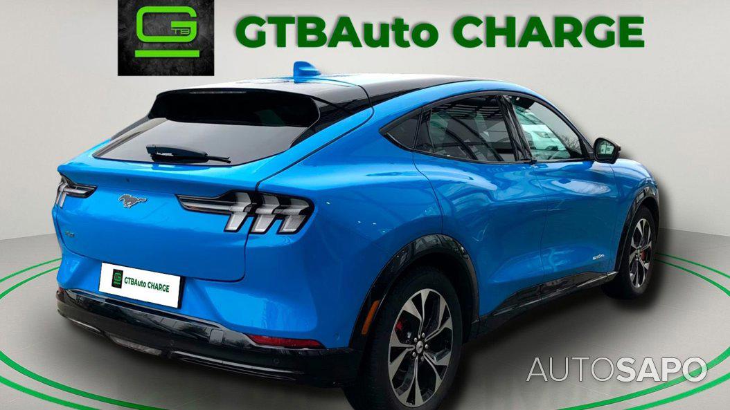 Ford Mustang Mach-E de 2023