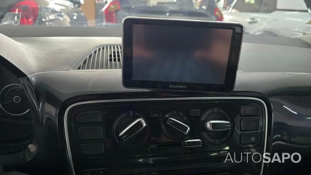 Volkswagen Up 1.0 Cross Up! de 2013