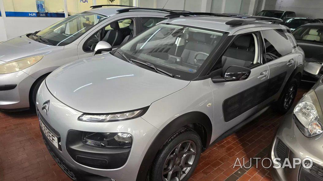 Citroen C4 Cactus 1.2 PureTech Live de 2016