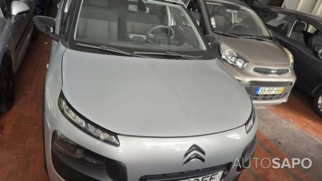 Citroen C4 Cactus 1.2 PureTech Live de 2016