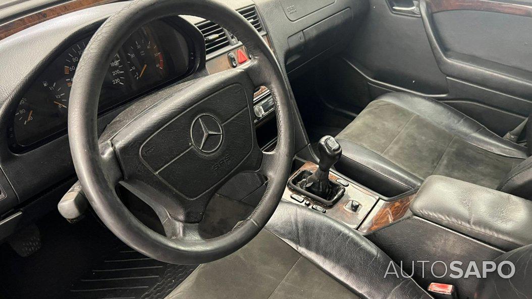 Mercedes-Benz Classe C 250 TD Elegance de 1996