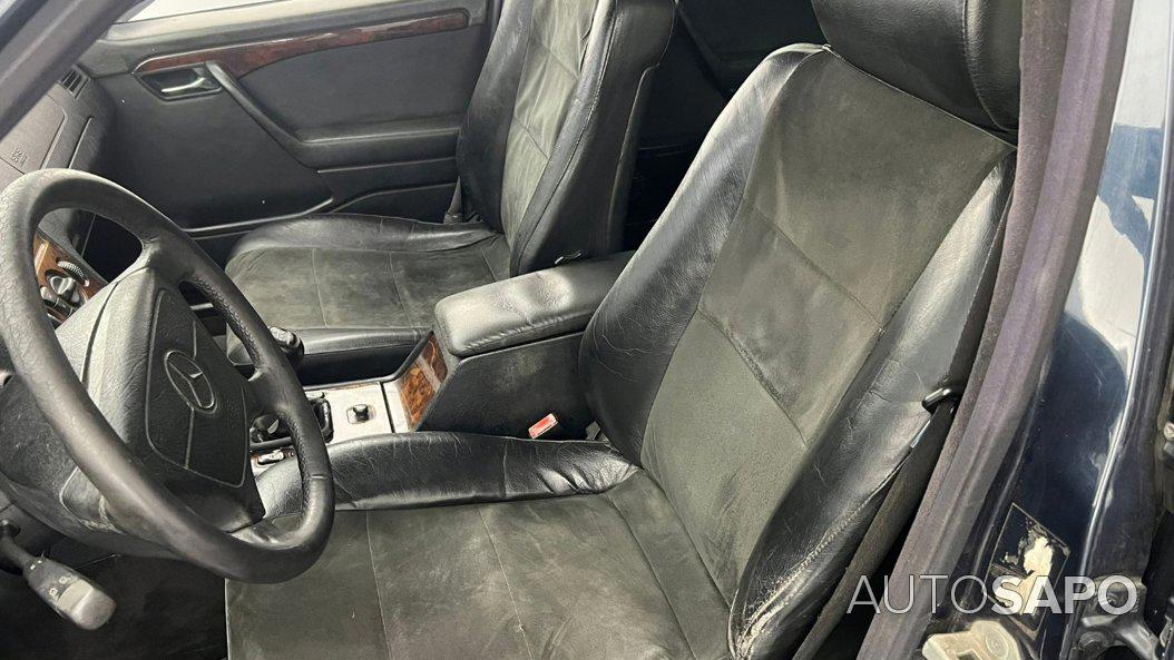 Mercedes-Benz Classe C 250 TD Elegance de 1996