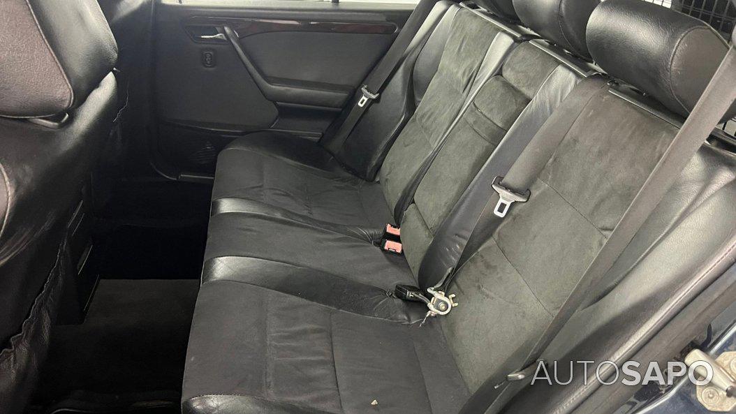 Mercedes-Benz Classe C 250 TD Elegance de 1996