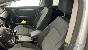 Volkswagen Passat 1.6 TDi Confortline de 2012