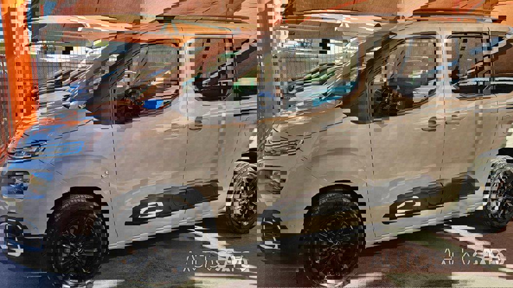 Citroen Berlingo 1.2 PureTech M Shine Pack EAT8 de 2021