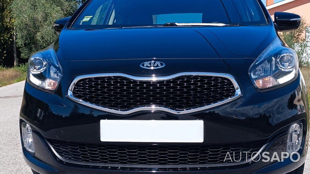 Kia Carens 1.7 CRDi ISG TX de 2015