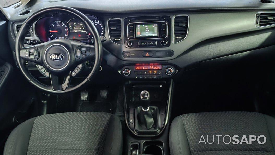 Kia Carens 1.7 CRDi ISG TX de 2015