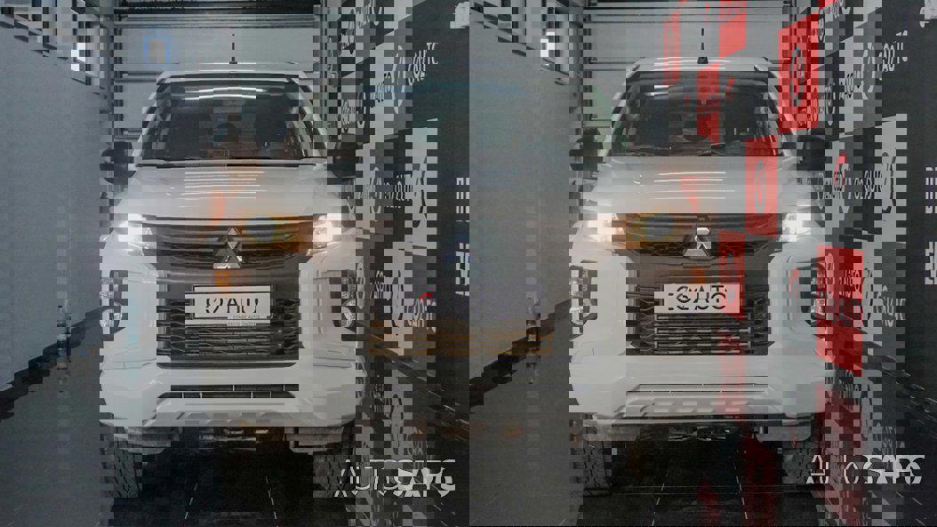 Mitsubishi L200 Strakar de 2022