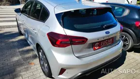 Ford Focus 1.0 EcoBoost MHEV ST-Line de 2022