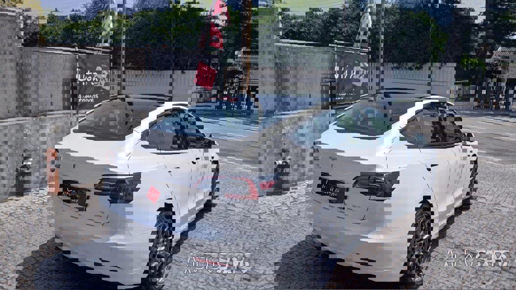 Tesla Model 3 Long-Range Dual Motor AWD de 2022