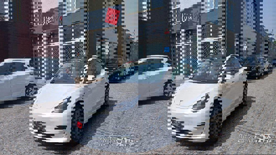 Tesla Model 3 Standard Range Plus RWD de 2023