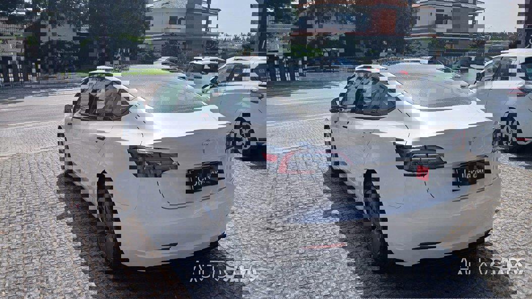Tesla Model 3 Standard Range Plus RWD de 2023