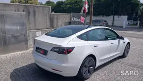 Tesla Model 3 Standard Range Plus RWD de 2023