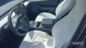 Tesla Model 3 Standard Range Plus RWD de 2023