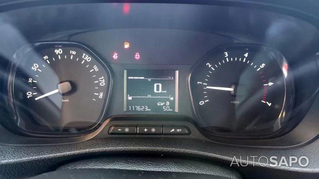 Peugeot Expert 1.5 ST BlueHDi de 2020
