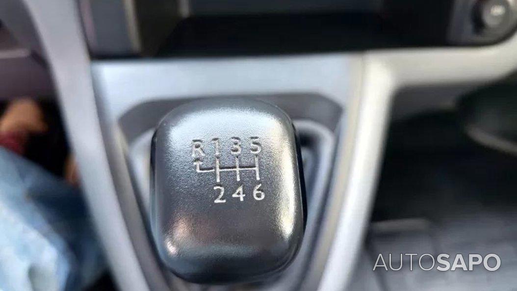 Peugeot Expert 1.5 ST BlueHDi de 2020