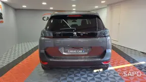 Peugeot 5008 de 2022