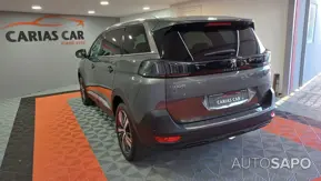 Peugeot 5008 de 2022