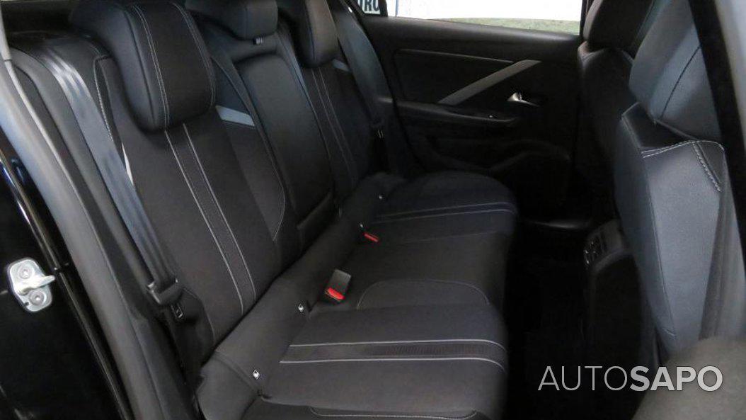 Opel Astra 1.7 TD GLS de 2024
