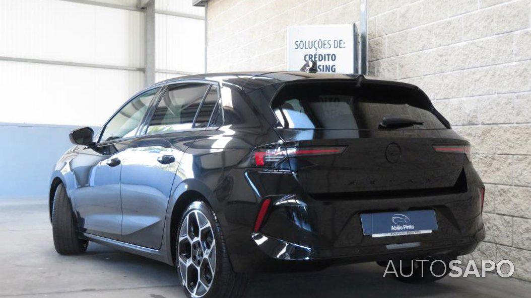 Opel Astra 1.7 TD GLS de 2024