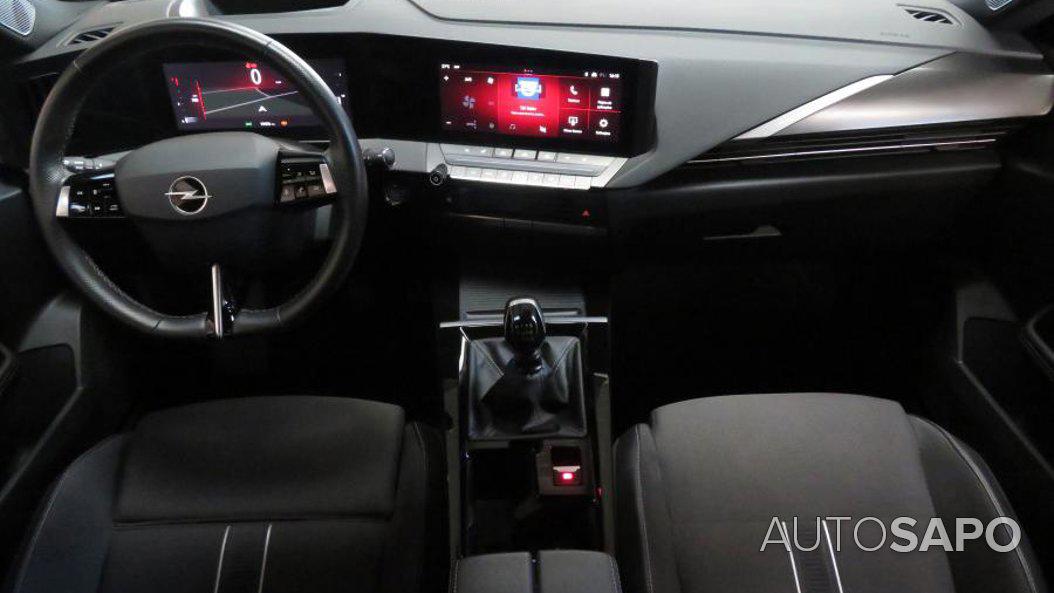 Opel Astra 1.7 TD GLS de 2024