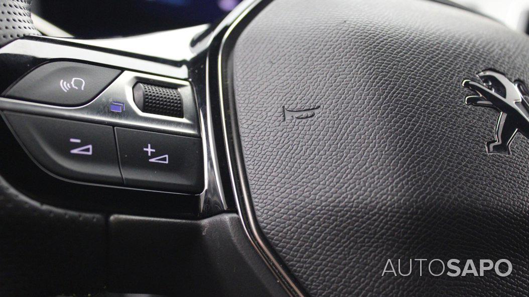 Peugeot e-2008 GT de 2023