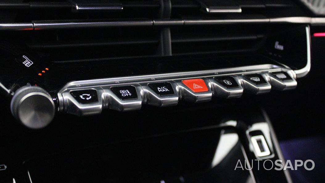 Peugeot e-2008 GT de 2023