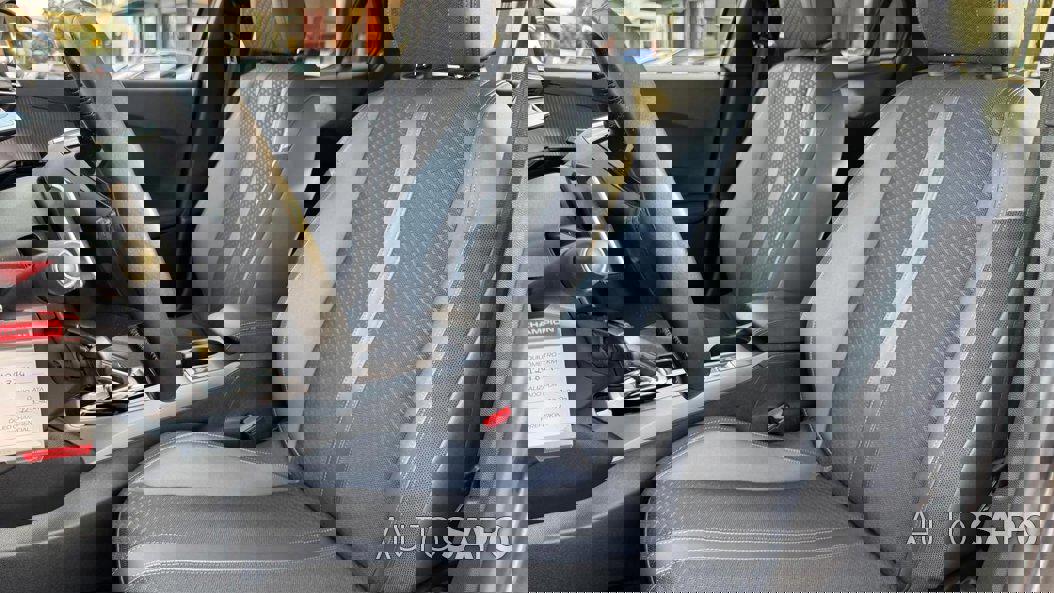 Peugeot 2008 1.2 PureTech Allure EAT8 de 2020