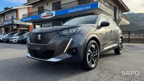 Peugeot 2008 1.2 PureTech Allure EAT8 de 2020