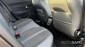 Peugeot 2008 1.2 PureTech Allure EAT8 de 2020