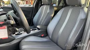 Peugeot 2008 1.2 PureTech Allure EAT8 de 2020