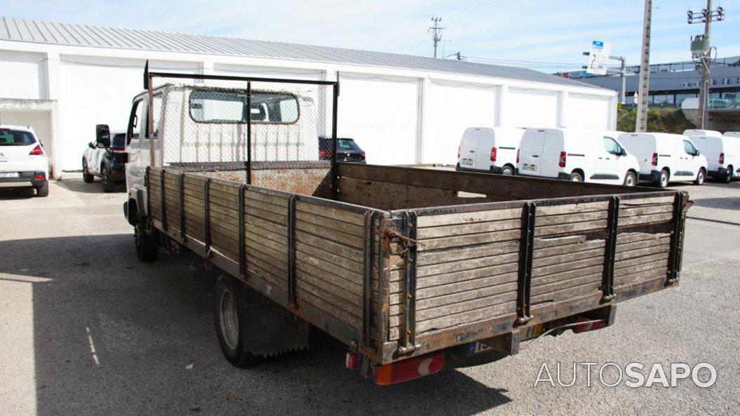 Nissan Cabstar de 2002