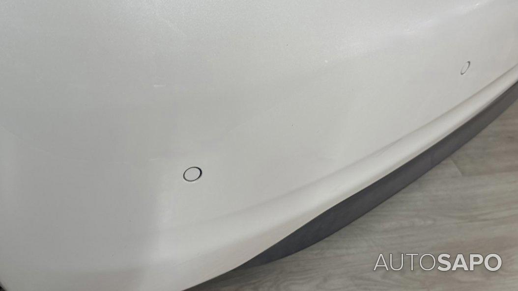 Peugeot 208 1.2 PureTech Life Signature de 2018