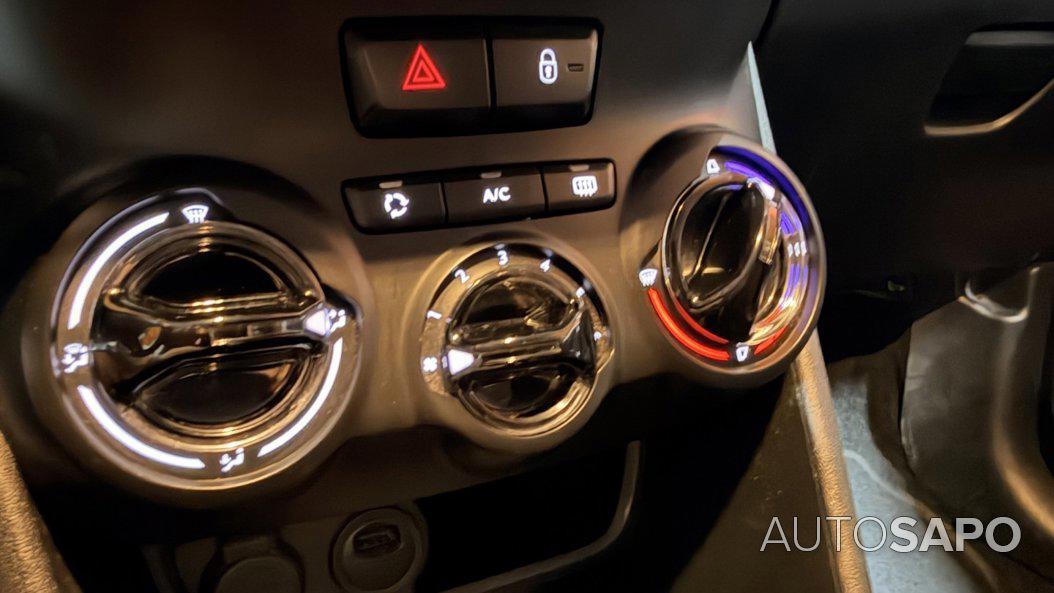 Peugeot 208 1.2 PureTech Life Signature de 2018
