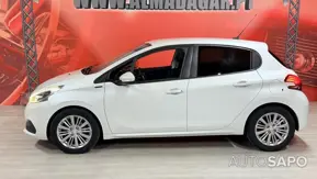 Peugeot 208 1.2 PureTech Life Signature de 2018
