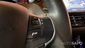 Peugeot 208 1.2 PureTech Life Signature de 2018