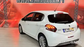 Peugeot 208 1.2 PureTech Life Signature de 2018