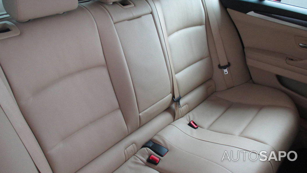 BMW Série 5 535 dA Touring Executive de 2010