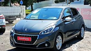 Peugeot 208 1.2 PureTech Life Signature de 2019
