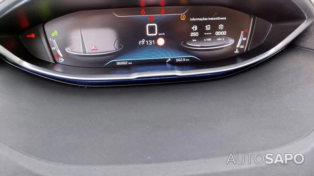 Peugeot 5008 1.2 PureTech Allure de 2018