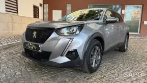 Peugeot 2008 1.2 PureTech Active EAT8 de 2020