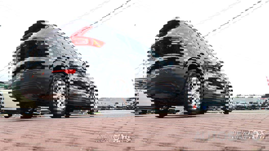 Volvo XC40 1.5 T2 Momentum Plus de 2021