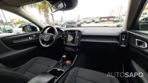 Volvo XC40 1.5 T2 Momentum Plus de 2021